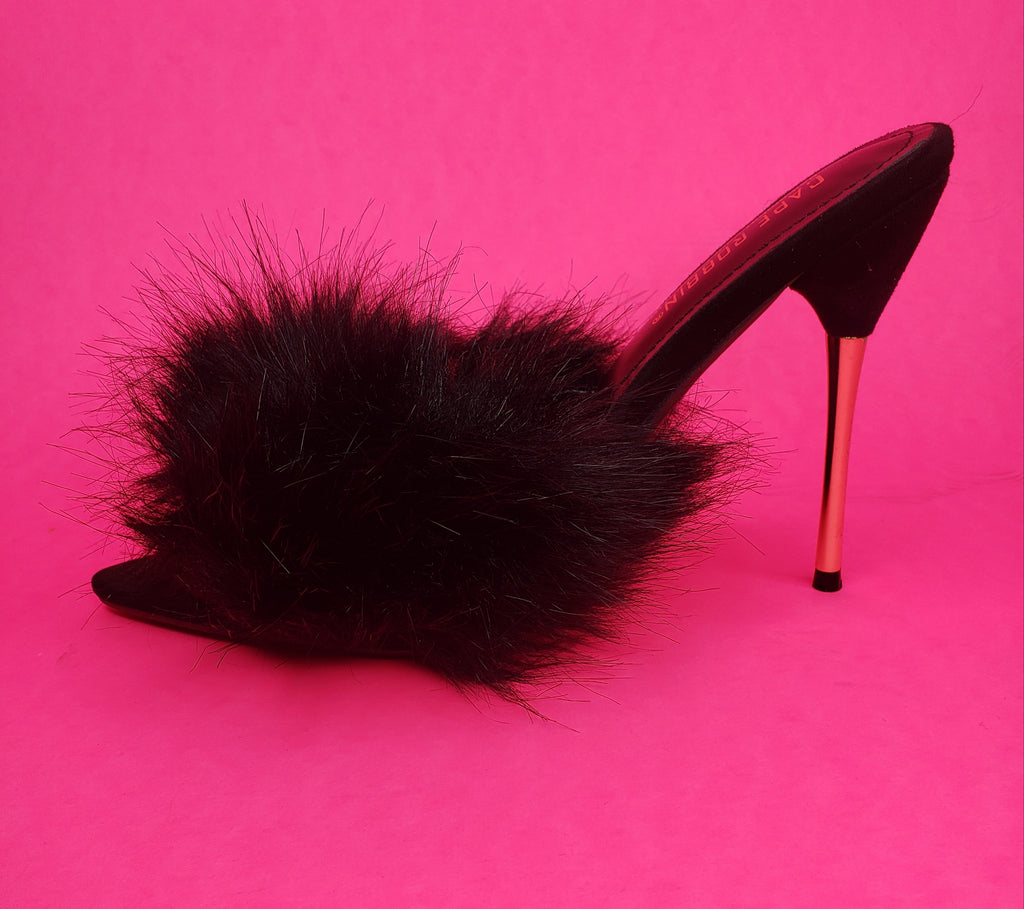 Sexy fur heels